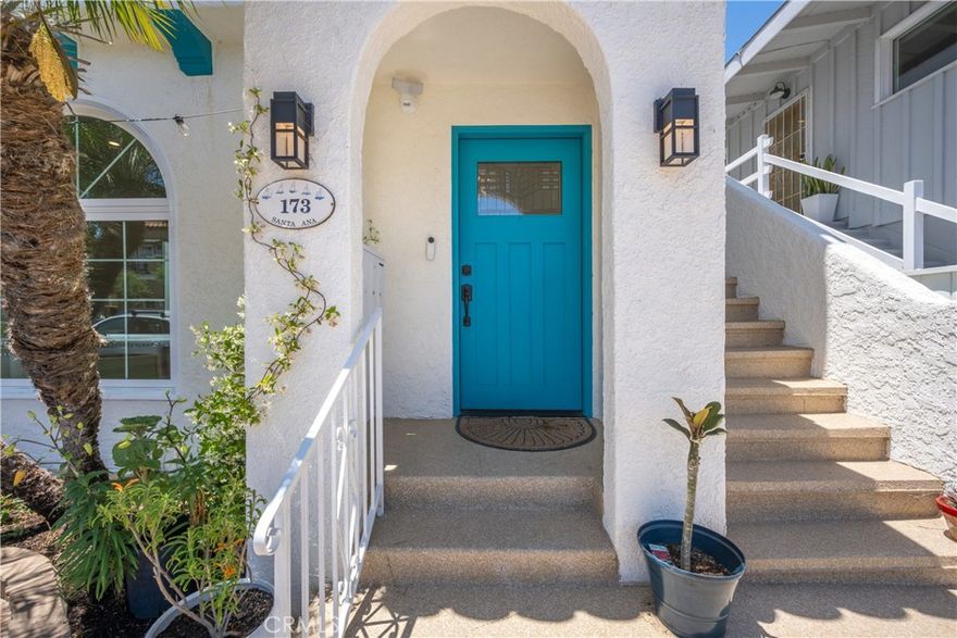 Step into this charming and fully upgraded 2-bedroom, 1-bath unit located in a classic Spanish-style duplex in Belmont Shore. Blending timeless architectural details with modern upgrades, this home offers comfort, style, convenience and tons of natural light. The entire unit has been thoughtfully refreshed with new paint, flooring, and expanded closet spaces to enhance your living experience. The updated electrical system and bathroom ensure peace of mind, while the newer appliances make day-to-day living a breeze. This first floor unit includes in-unit laundry, a brand new mini-split heating and cooling system, recessed lighting and full access to the front patio which will be perfect for enjoying the upcoming Holiday season festivities. Ideally located just steps to the vibrant restaurants and shops on 2nd Street, Alamitos Bay beach, Bay Shore beach, the Naples canals, top-rated schools and Cal State Long Beach, don’t miss your chance to call this incredible property home!



Please apply through RentSpree.