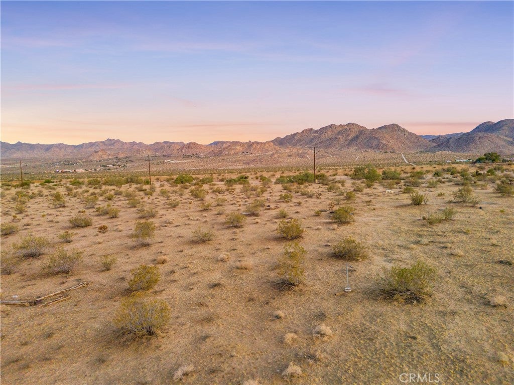 62941 Desert Trail