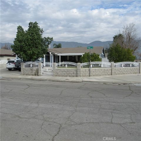 Photo of 1538 Teton St, San Bernardino, CA 92407 (MLS # CV26015391)