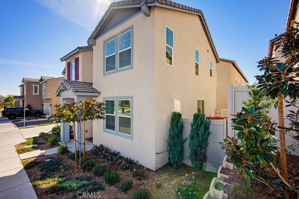 950 Helena Ridge