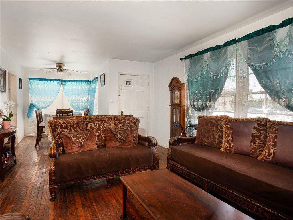 4030 W 138th