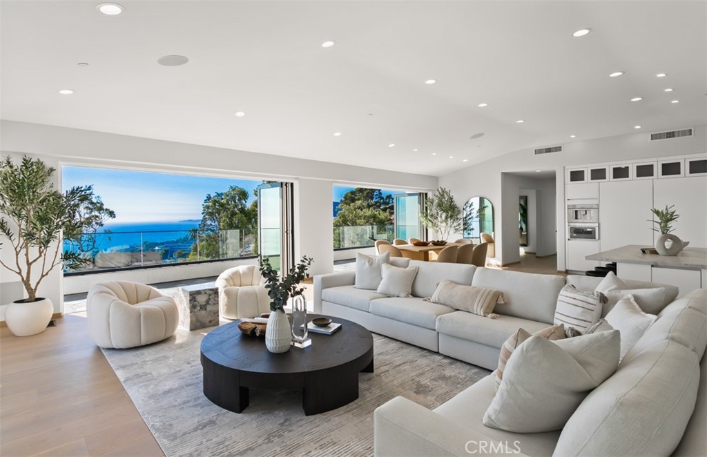 Three Arch Bay (TAB) - Residential