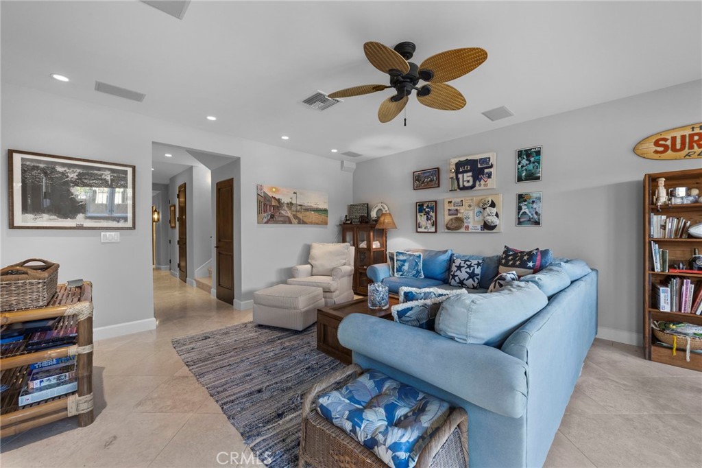 2326 The Strand