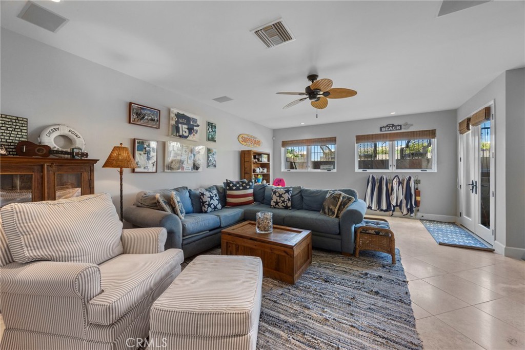 2326 The Strand