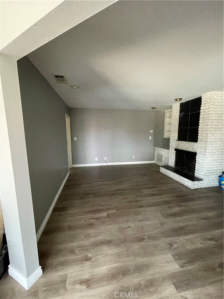471 W San Jacinto Ave
