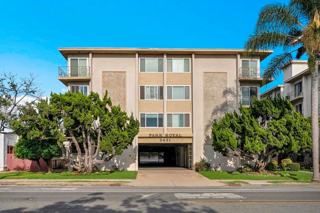 3431 Park Blvd 202