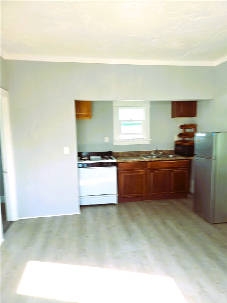 Wrigley Area (WR) - Residential Lease