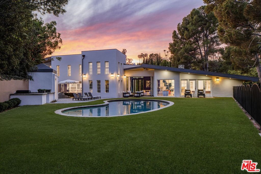 Photo of 1100 Pine Drive, Beverly Hills, CA 90210 (MLS # 26654173)