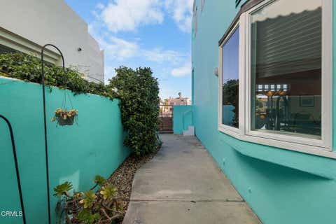 Tiny photo for 2150 Napoli Drive, Oxnard, CA 93035 (MLS # V1-37677)
