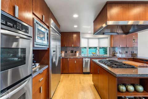 Tiny photo for 2150 Napoli Drive, Oxnard, CA 93035 (MLS # V1-37677)