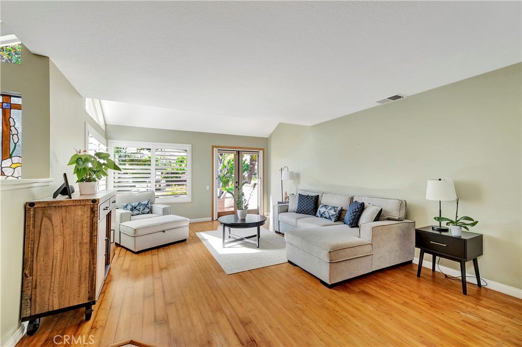 626 9th Street, Huntington Beach CA 92648