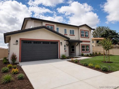 Photo of 3865 Rojo Tierra Rd, La Mesa, CA 91941 (MLS # 260010783SD)
