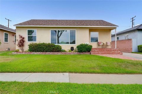 4718 Josie Lakewood CA 90713