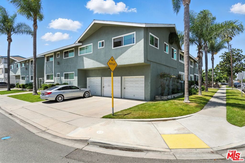 15505 S Budlong Place