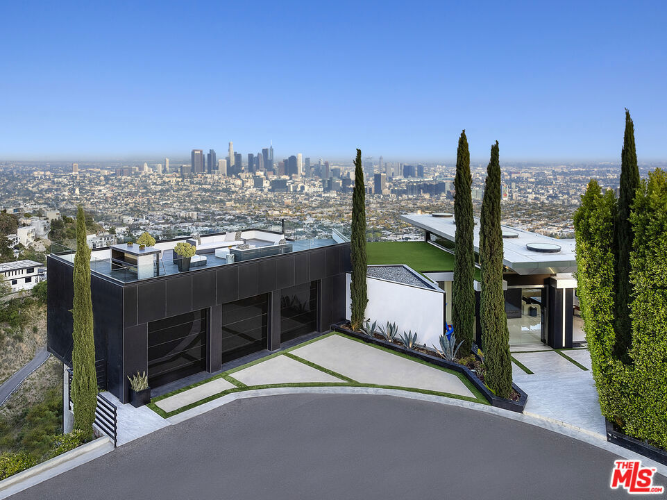 1622 Viewmont Drive