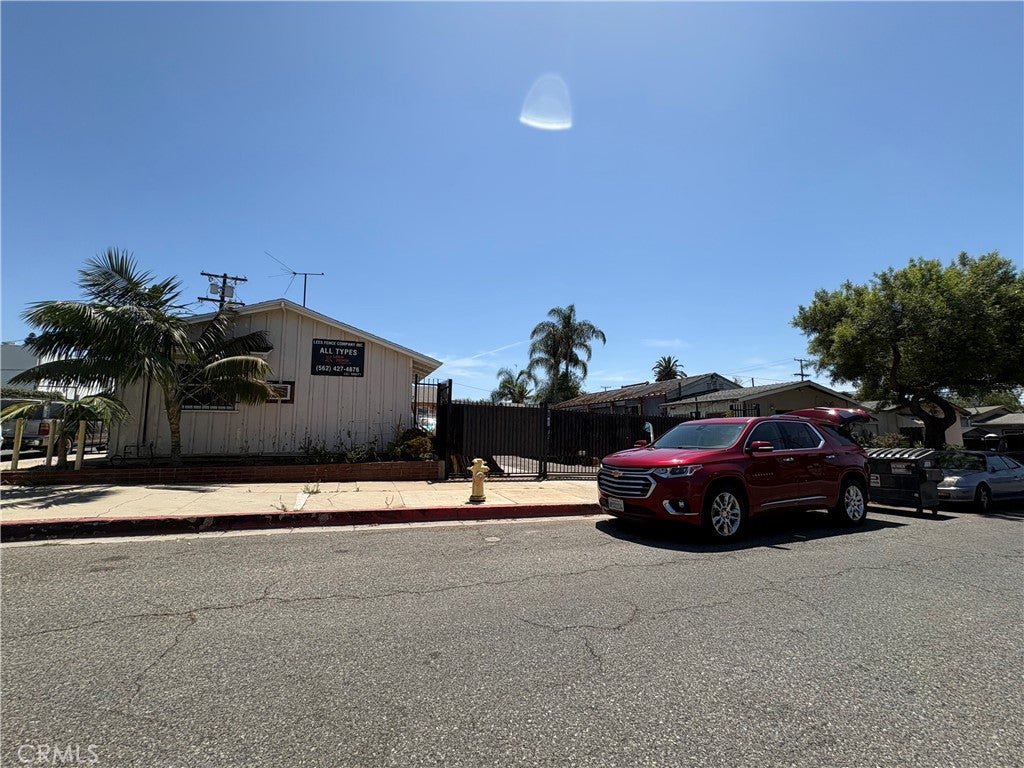 1024 E Nevada Street