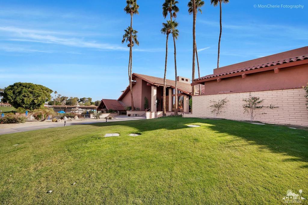 Sunrise C.C. - Residential