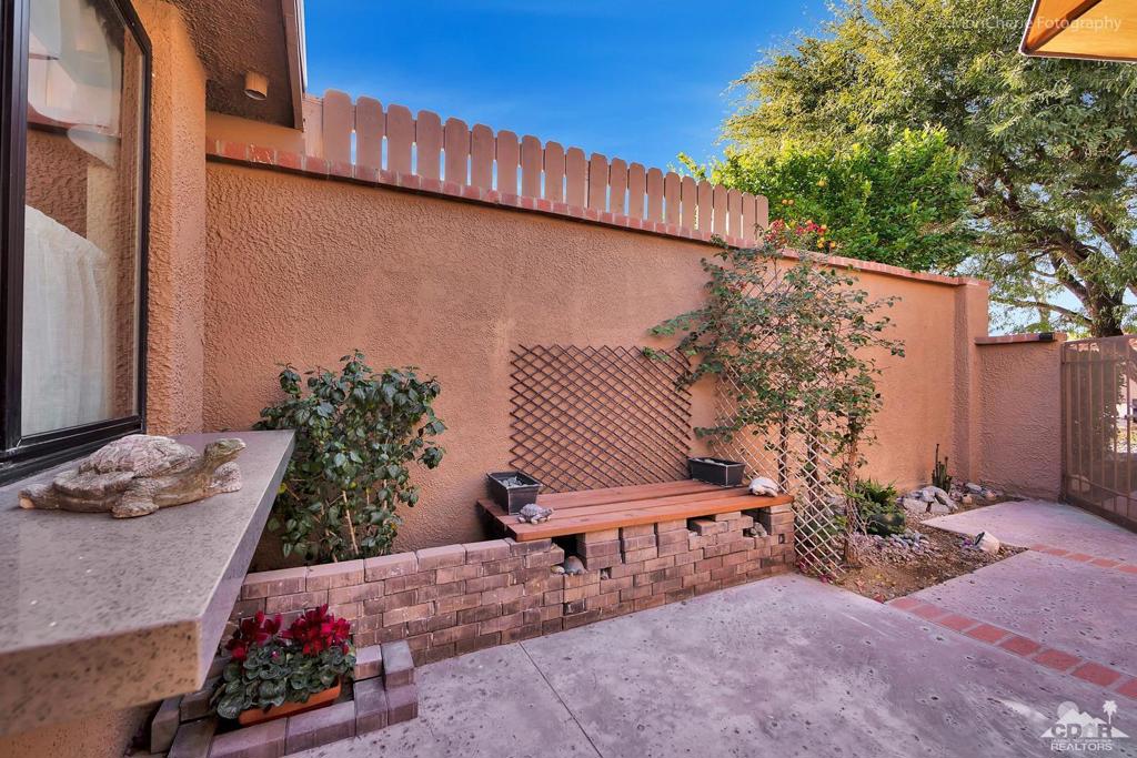 Sunrise C.C. - Residential