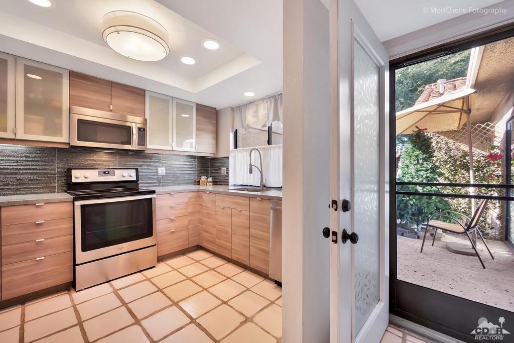 Sunrise C.C. - Residential