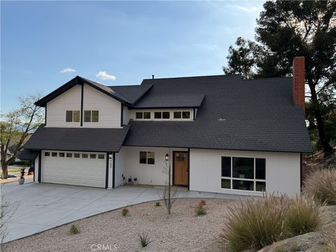 Photo of 755 Huston Drive, Riverside, CA 92507 (MLS # IV26116035)