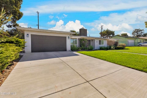 Tiny photo for 2660 Calle Limonero, Thousand Oaks, CA 91360 (MLS # 226004195)