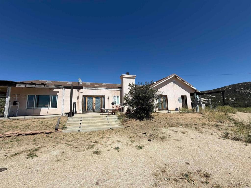 Photo of 45620 Lewis Valley Road, Hemet, CA 92544 (MLS # PTP2602341)