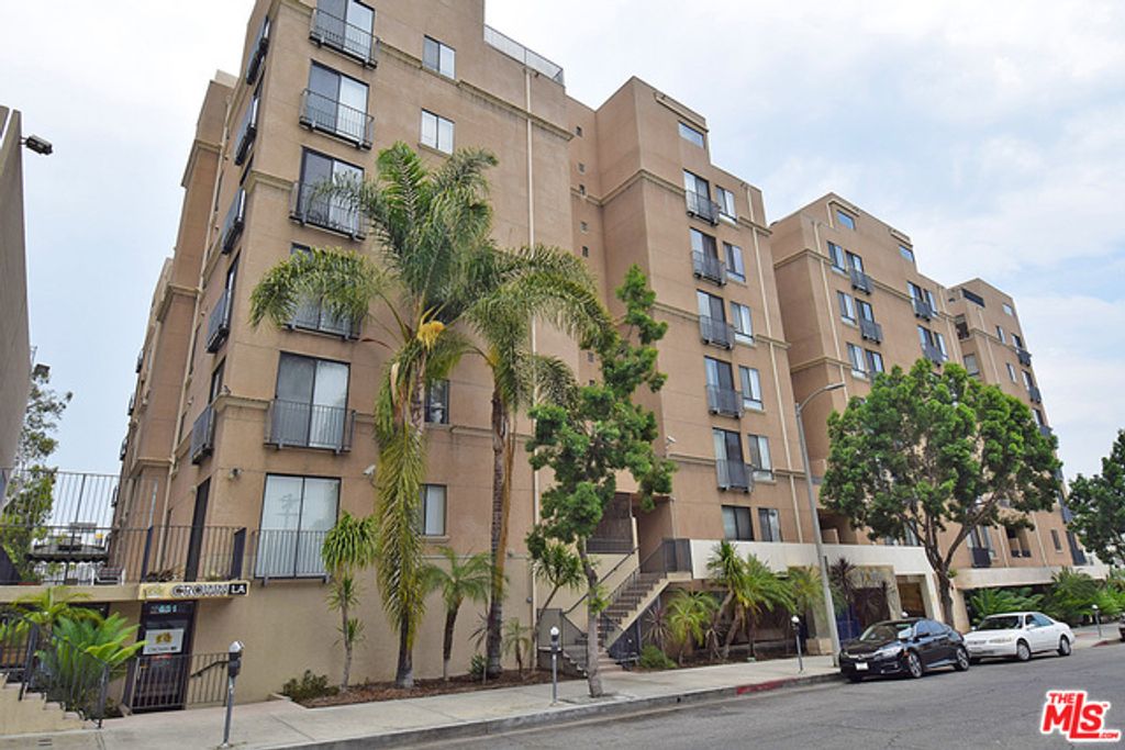 listing image 130724942788669565288