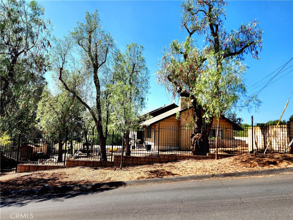 30856 Hillview