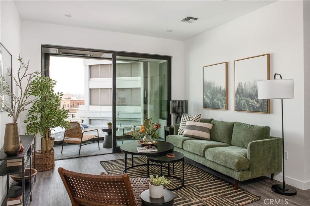 Photo of 118 Astronaut Ellison S Onizuka Street St #306, Los Angeles, CA 90012 (MLS # PF25251296)