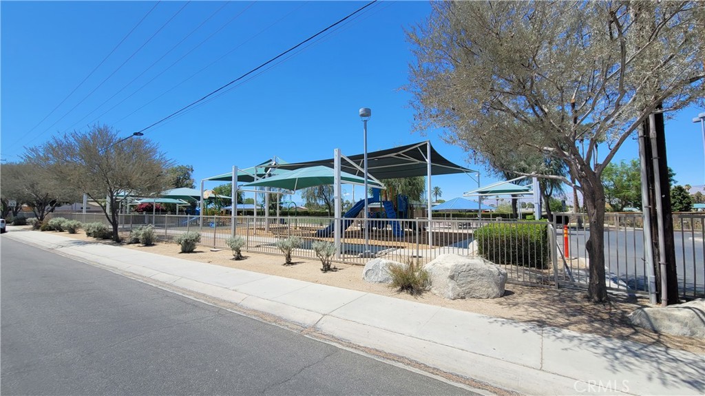 Palm Desert Country Club (32417) - Residential Lease