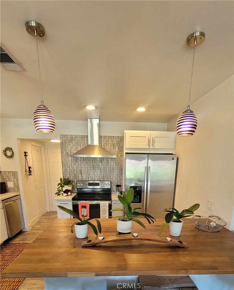 Palm Desert Country Club (32417) - Residential Lease