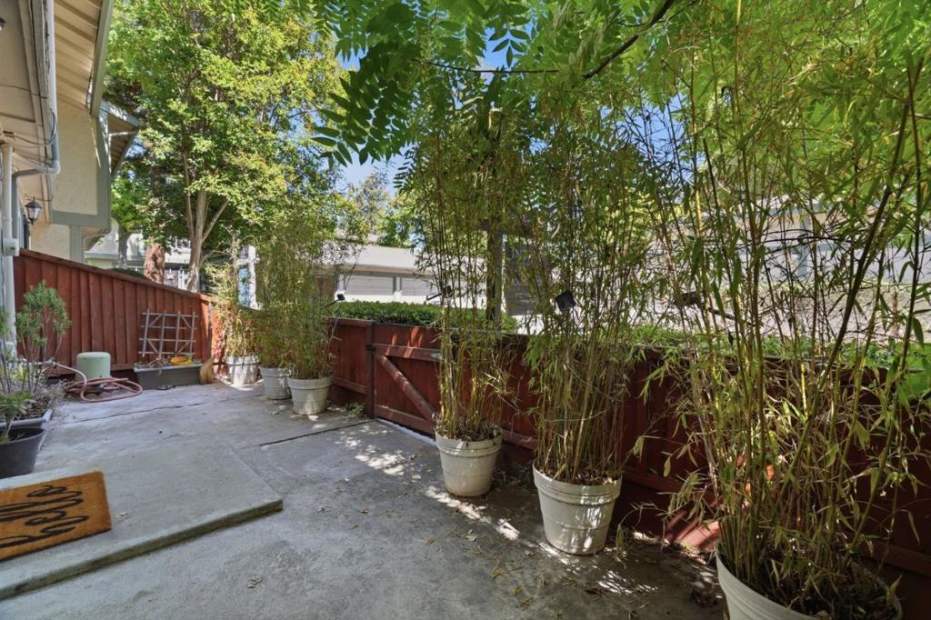 2701 Lone Bluff 18