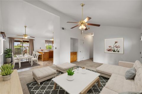 Photo of 318 Leeta St, Bakersfield, CA 93307 (MLS # SR25279989)