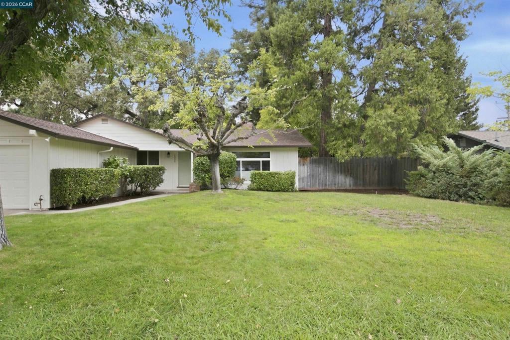 2005 Westover Dr