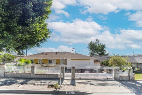 Photo of 11748 Remington Street, Sylmar, CA 91342 (MLS # GD26227407)