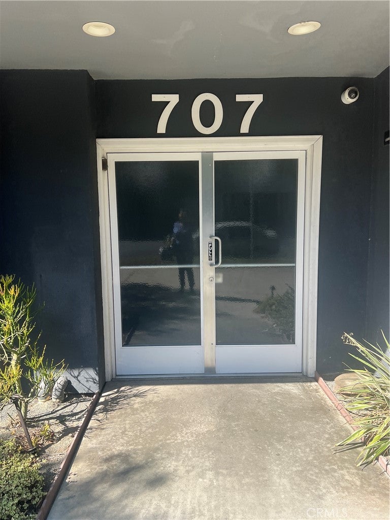 707 W 4th 7