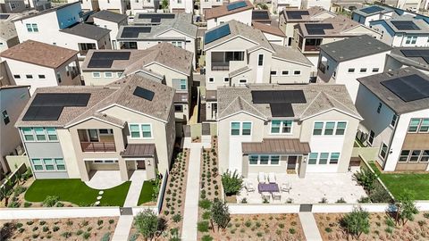 74 Dudley Irvine CA 92618