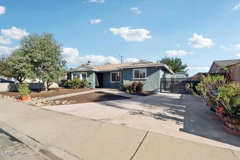 Photo of 419 Dartmouth Road, Santa Paula, CA 93060 (MLS # V1-33465)