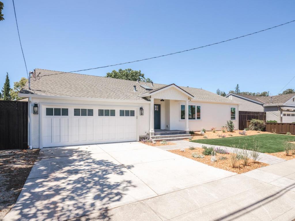 362 Topaz Street
