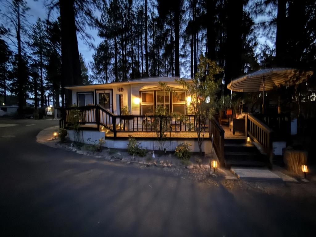 41105 Lahontan E1