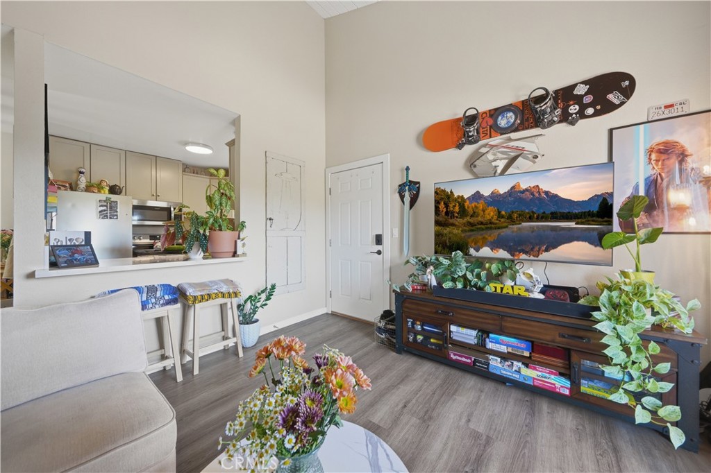 1050 Rock Springs