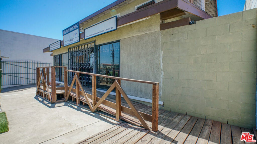 3430 W Slauson Avenue
