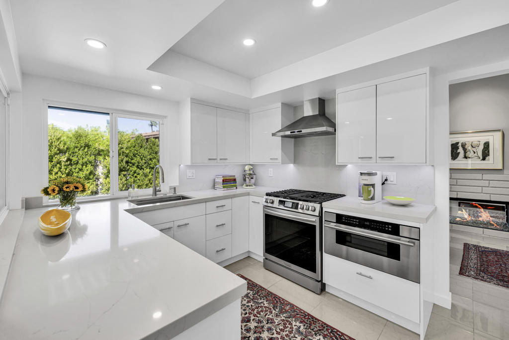 Tamarisk View Estate - Residential