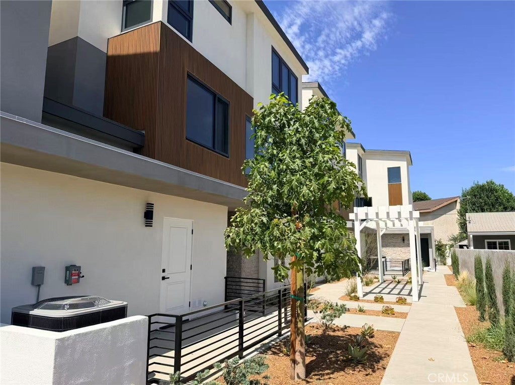 4450 Temple City
