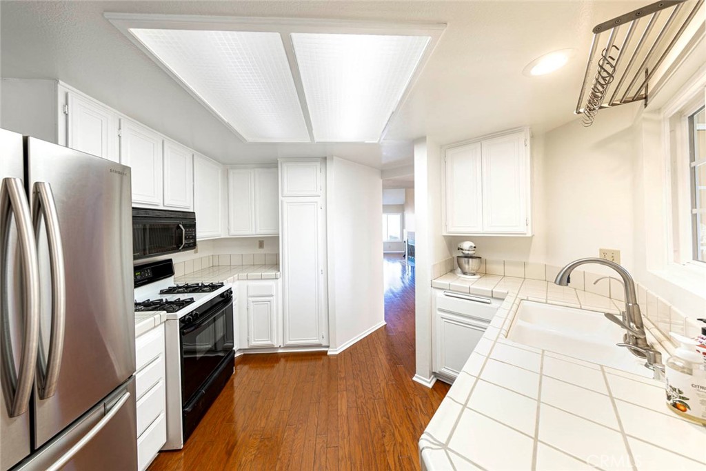 Mesa Vista Townhomes (MVI) - Residential