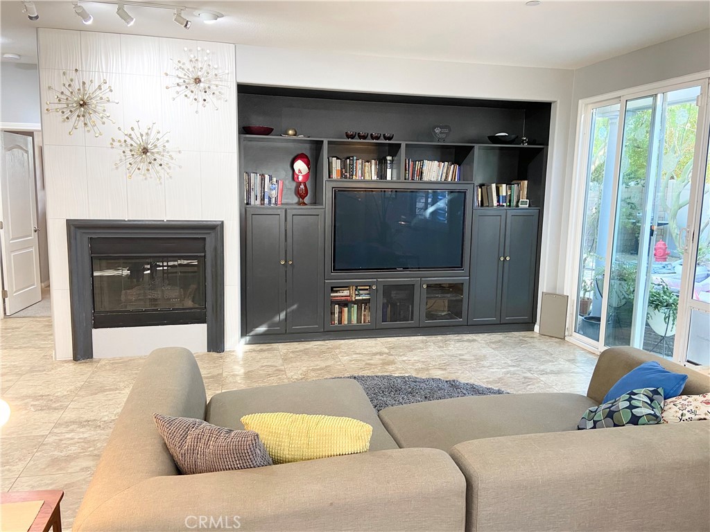 3484 Cliffrose Trail