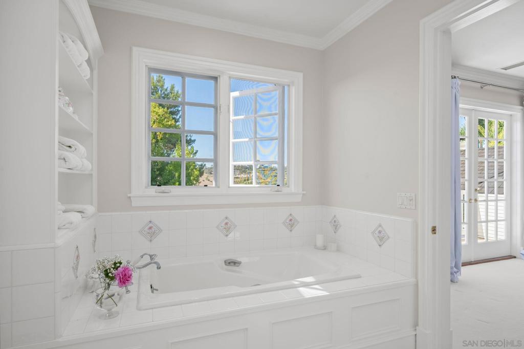 Rancho Santa Fe - Residential