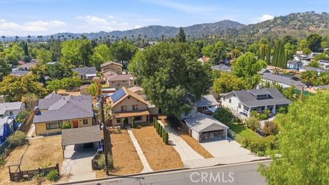 Photo of 524 Mountain View St, Altadena, CA 91001 (MLS # AR26065818)