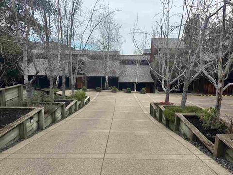 76 76 Quail Ln Martinez CA 94553