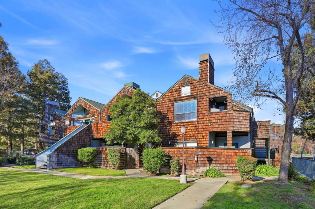 378 Stacey Cmn, Fremont CA 94539